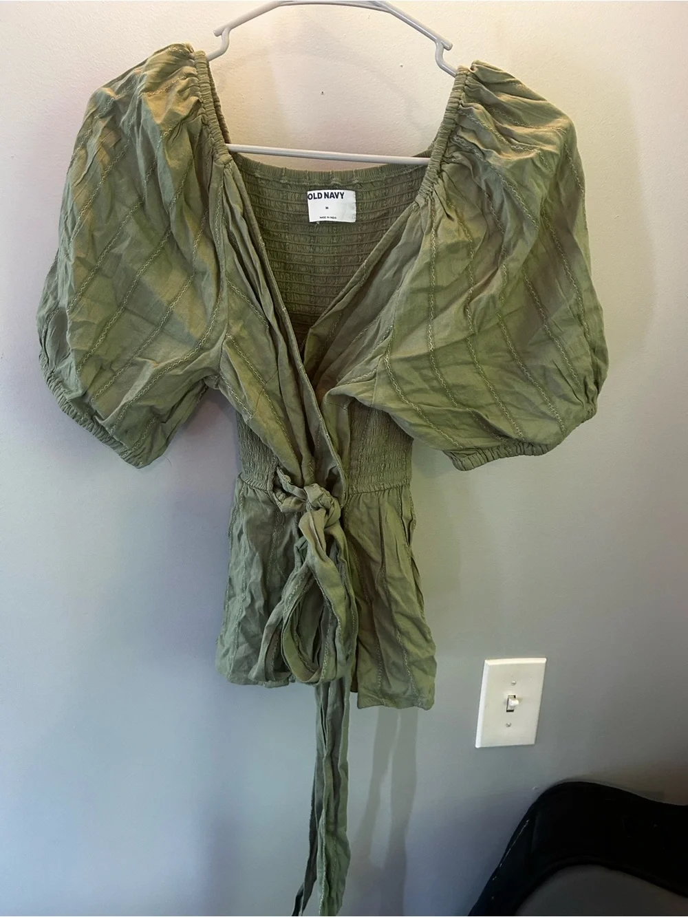 Old Navy Olive Tie-Front Puff Sleeve Top